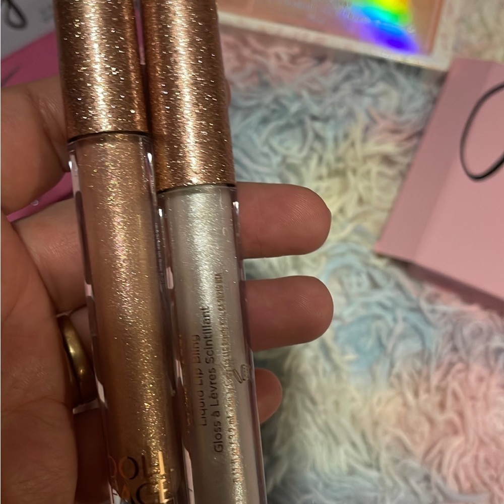 DOLL Face makeup bundle - Picture 3 of 7
